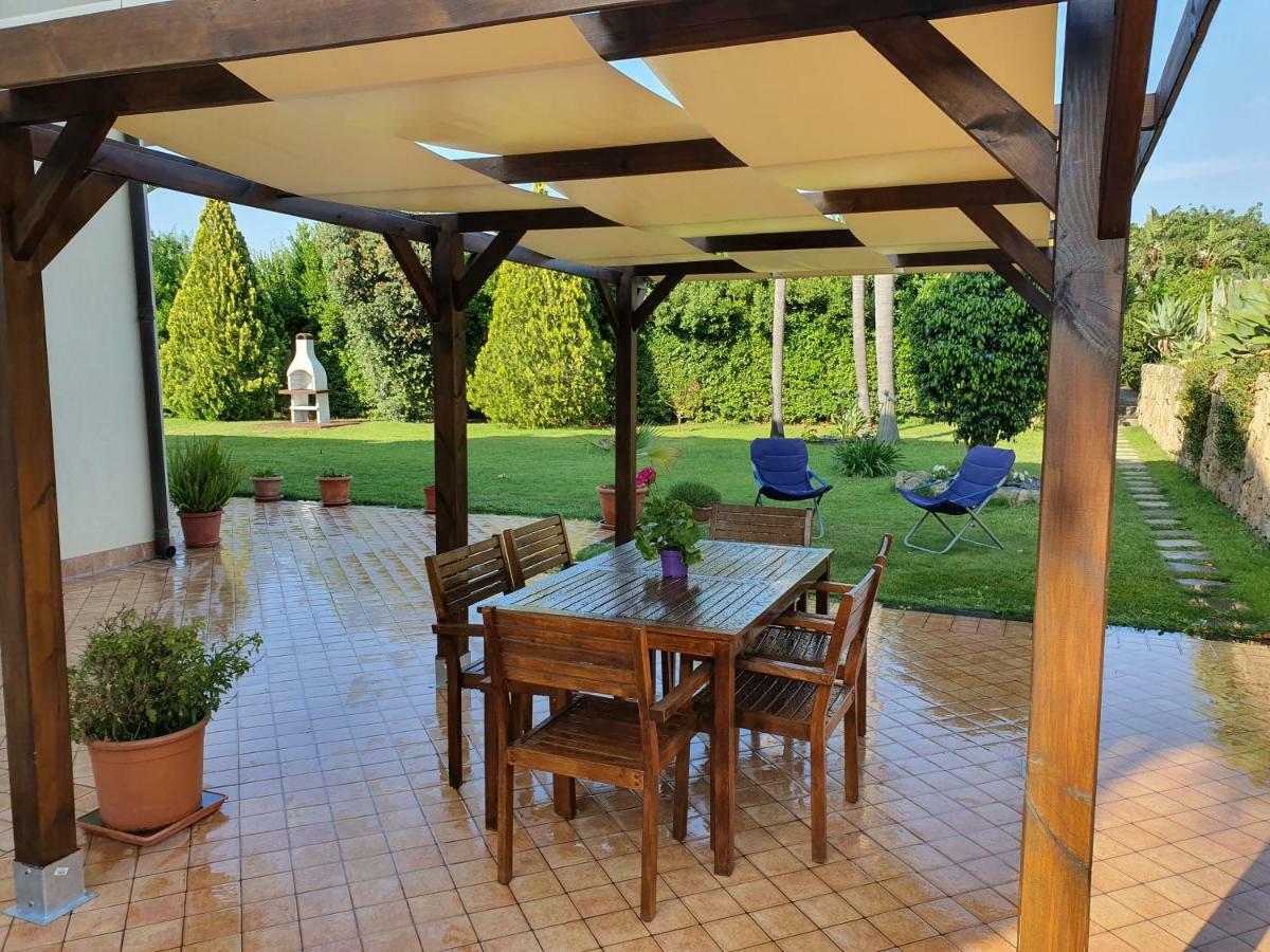 Villa Antonella Carlentini Esterno foto